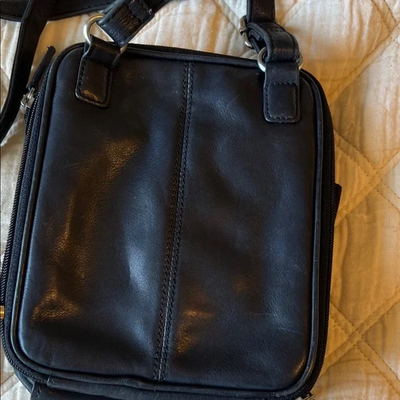 FOSSIL Black Leather Crossbody Bag - Picture 6 of 9